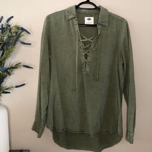 Women’s long sleeve